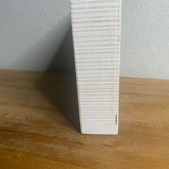 Tabletop Merry Christmas Farmhouse Red Truck 8x6x2 in Holiday Decor - Picture 4 of 8